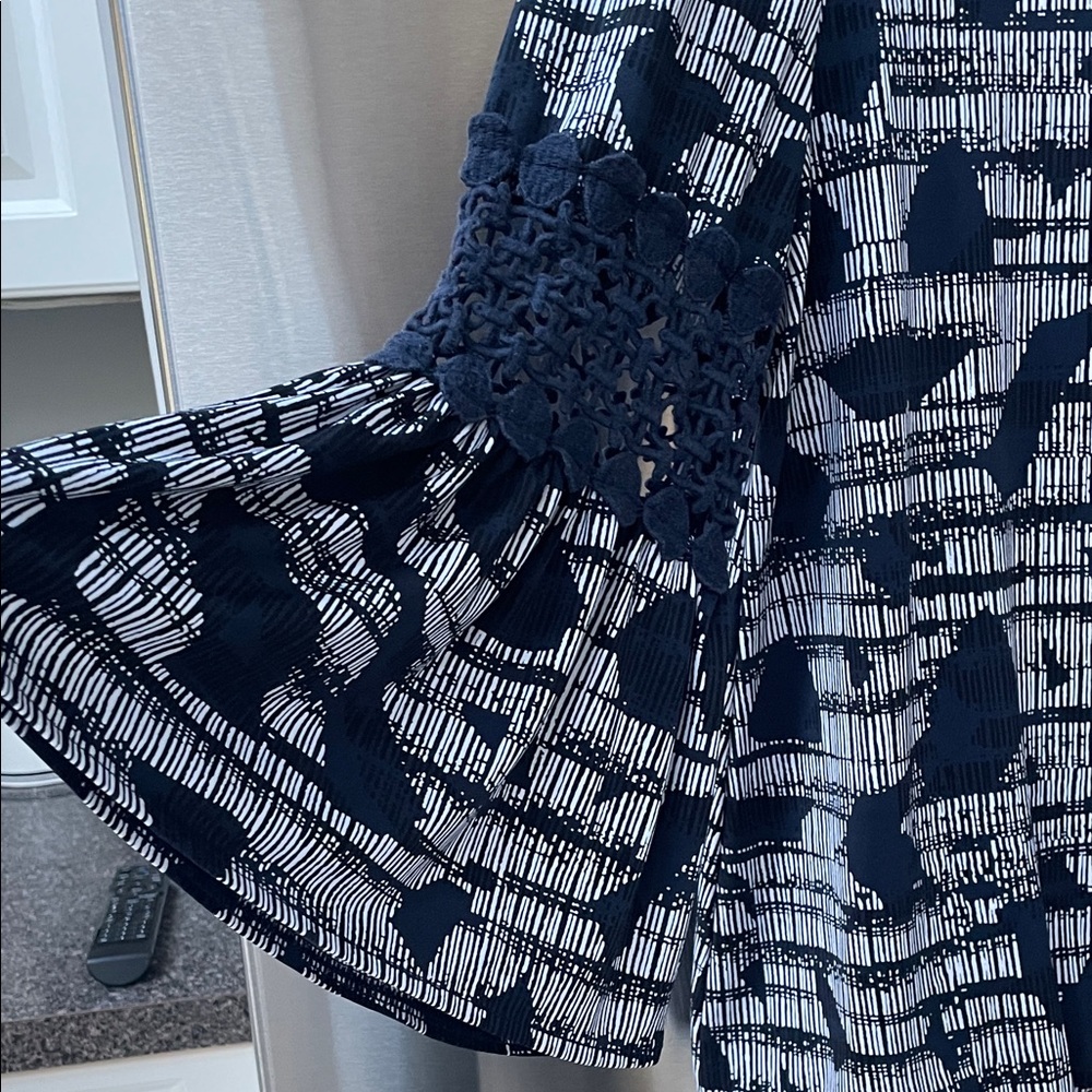 Alfani Navy and White Abstract Blouse - Picture 3 of 11